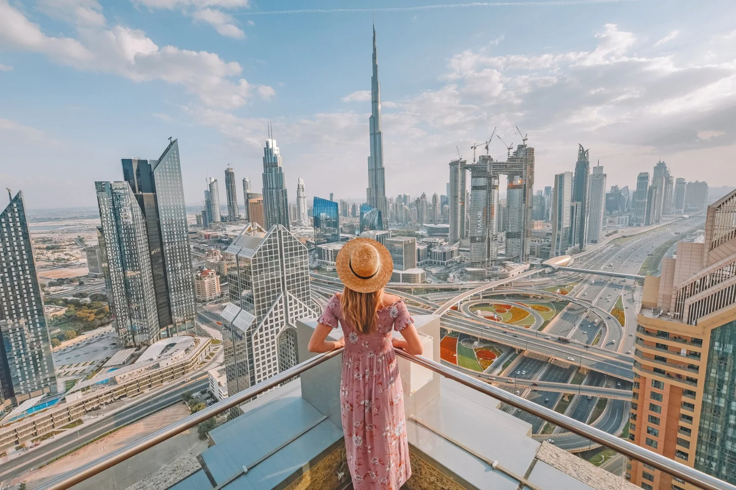  Heart of Dubai: A Comprehensive Guide to Top Tourist Attractions